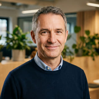 James Mitchell, el director ejecutivo de Puente Valorío